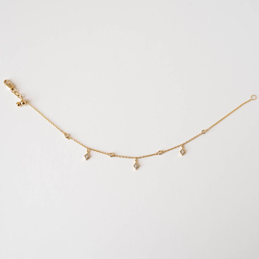 Gold Teaser Bracelet